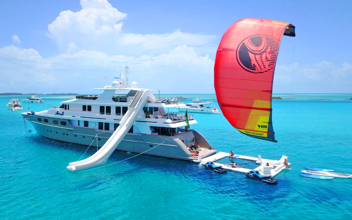 FunAir Ocean Pool - Inflatable sea pool gives closed mesh swimming pool in lake or ocean