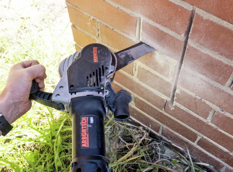 Arbortech Brick and Mortar Saw Saws Through Brick Like Butter - Arbortech brick saw AS170