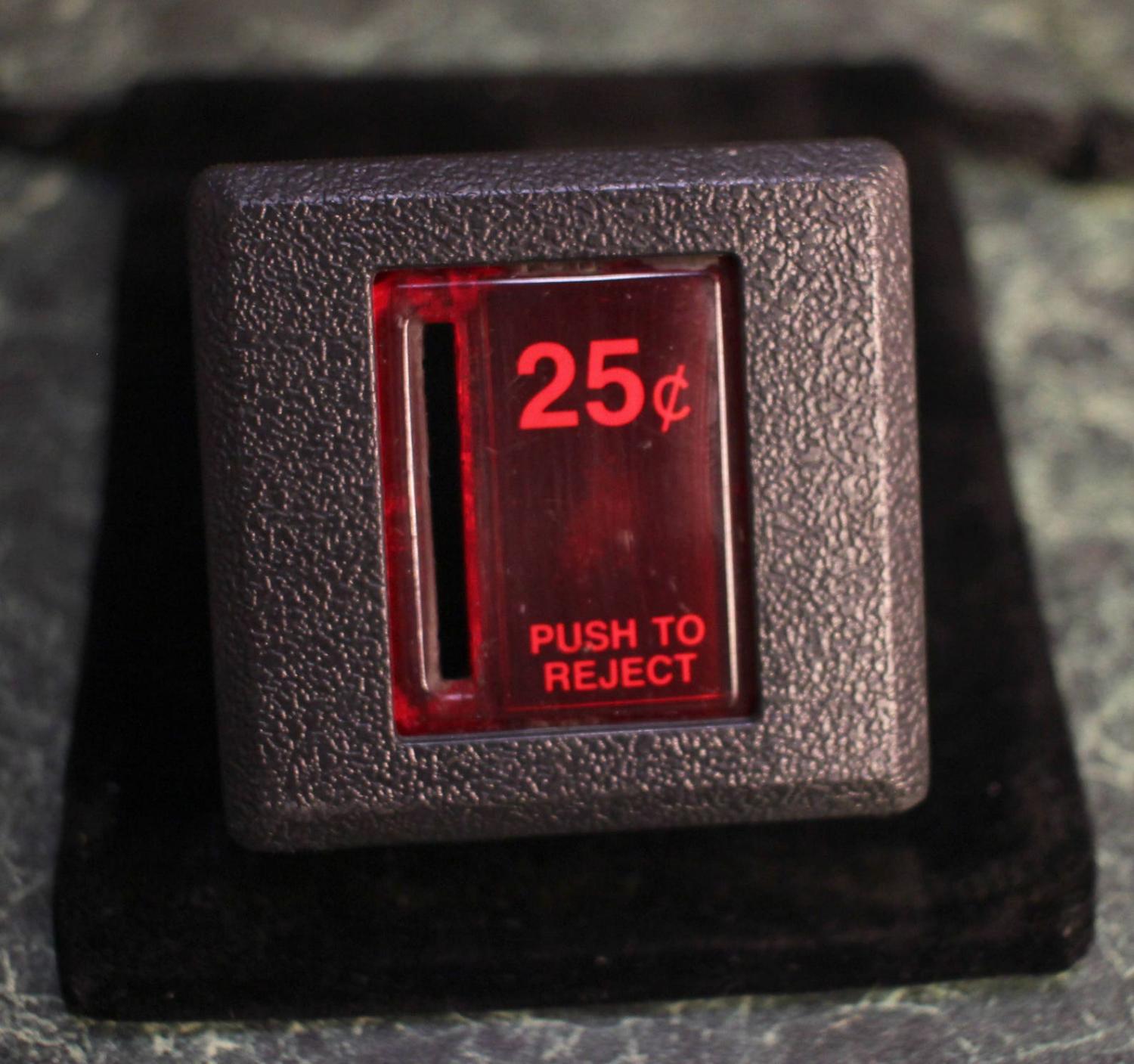 Light-up Insert Coin Arcade Coin Slot Belt Buckle