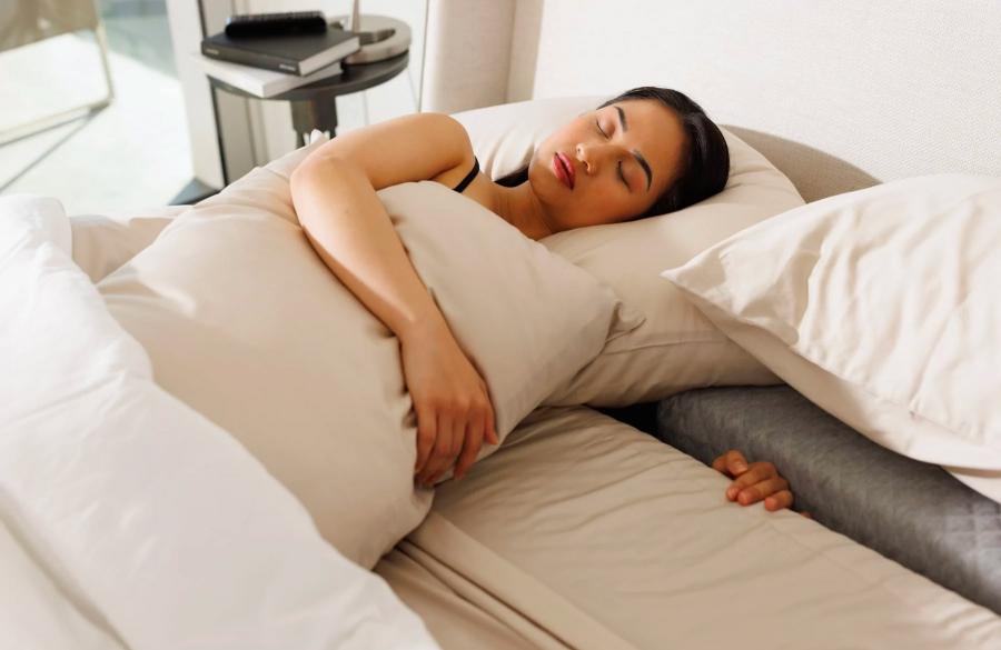 Sonu Sleep Arm Slot Mattress Designed For Side Sleepers