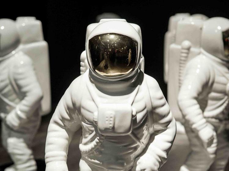 Astronaut Flower Vase - Space Man Vase