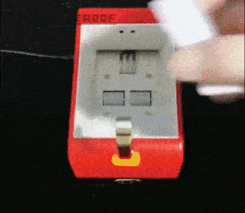 Automatic Card Dealing Robot - 360 degree rotating card dealer machine