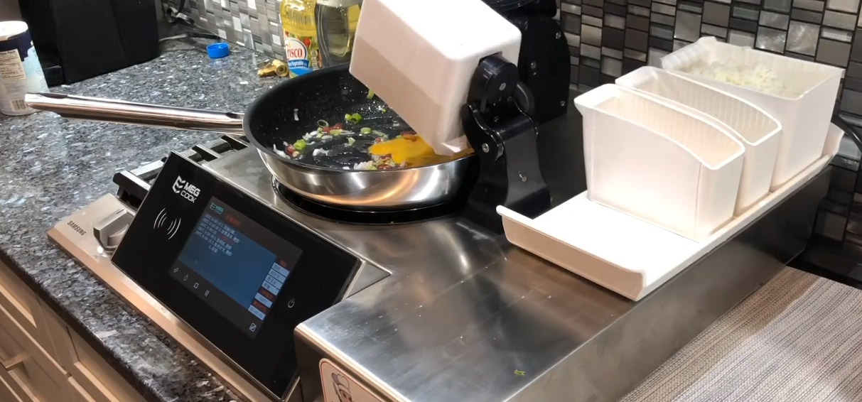 Automatic Fried Rice Maker Robot - Auto dumping stir-fry cooking machine