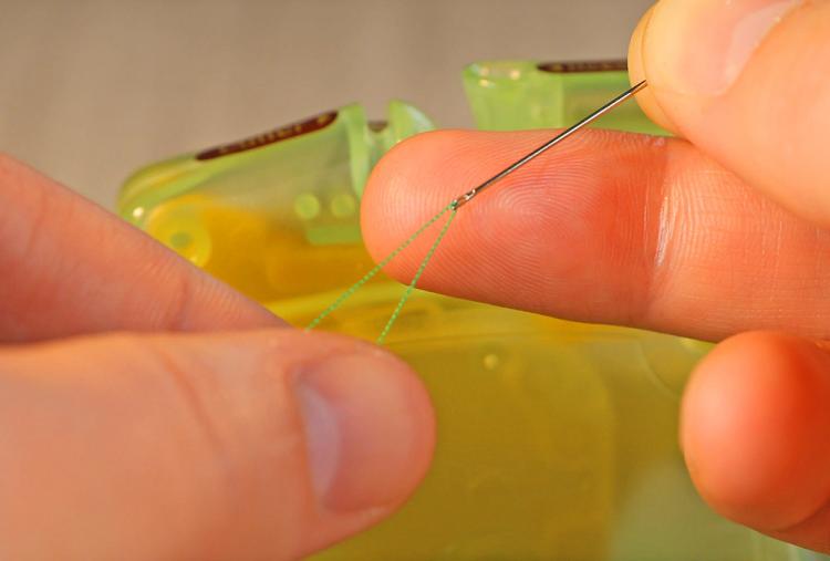 Automatic Needle Threading Machine - Needle Threader