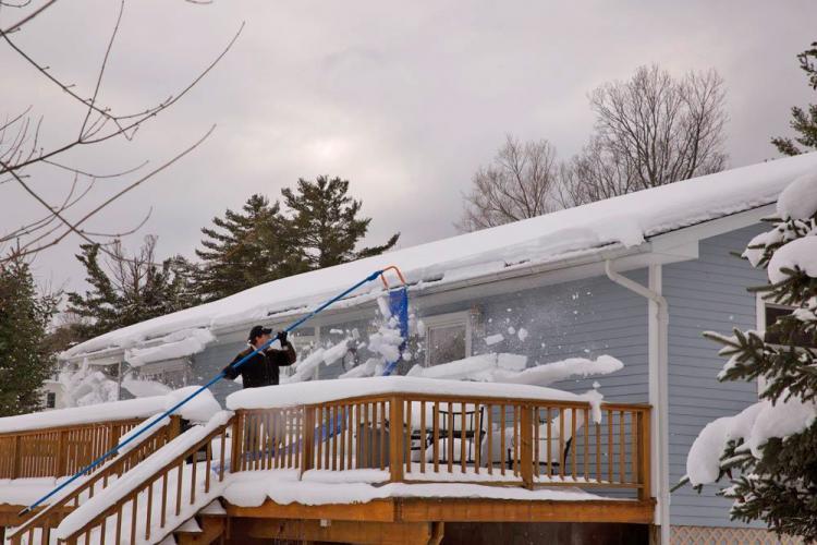 Avalanche Snow Removal Tool - Remove Snow From Roof With Sliding Roof Tool