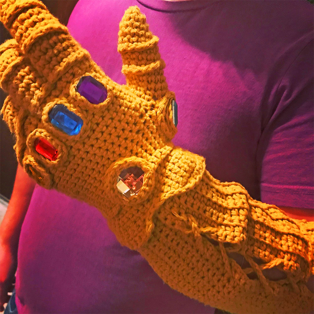 Avengers Thanos Infinity Gauntlet Knit Glove - DIY knitting Infinity Gauntlet Cosplay Knit Glove