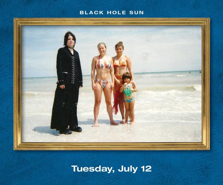 Awkward Family Photos Calendar 2016