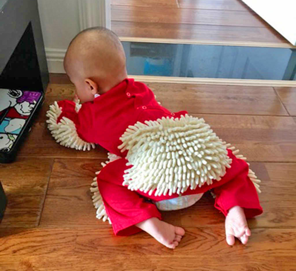 Baby Mop Onesie Lets Your Baby Help Sweep Your Floors While Crawling