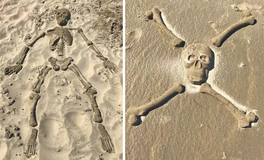 Bag O Bones Beach Skeleton - Plastic beach molds toy let you create human skeleton in sand