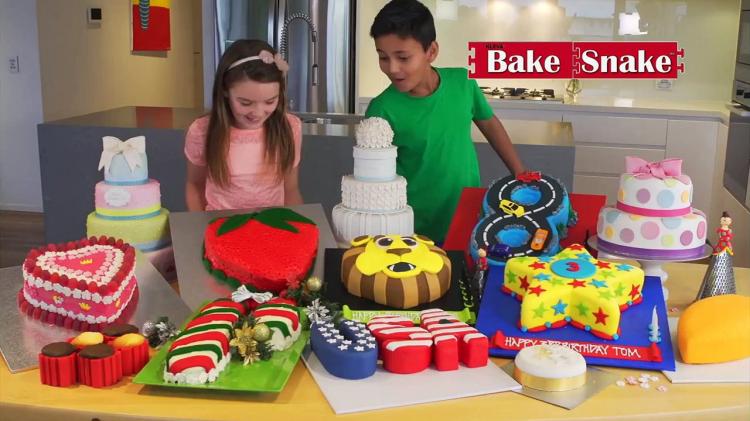 Bake Snake: Flexible Cake Molder Lets You Bake Any Shaped Cake