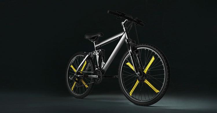 Balight Makes LED Moving Images on Bike Wheels