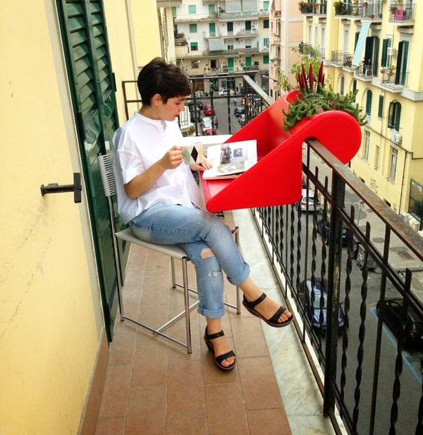BalKonzept Balcony Desk - Mini Desk hangs over balcony fence