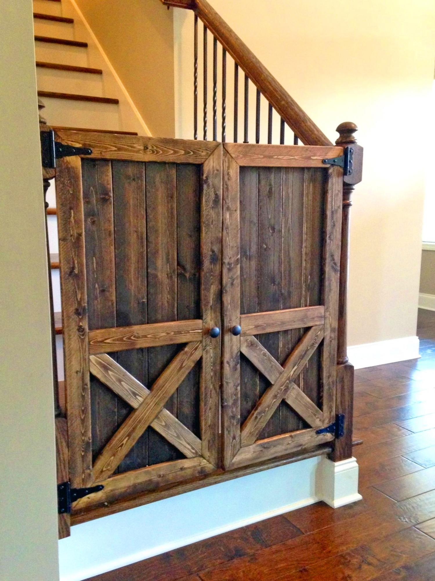 Barn Door Baby Gate - Barn Door dog gate rustic farmhouse barn door design