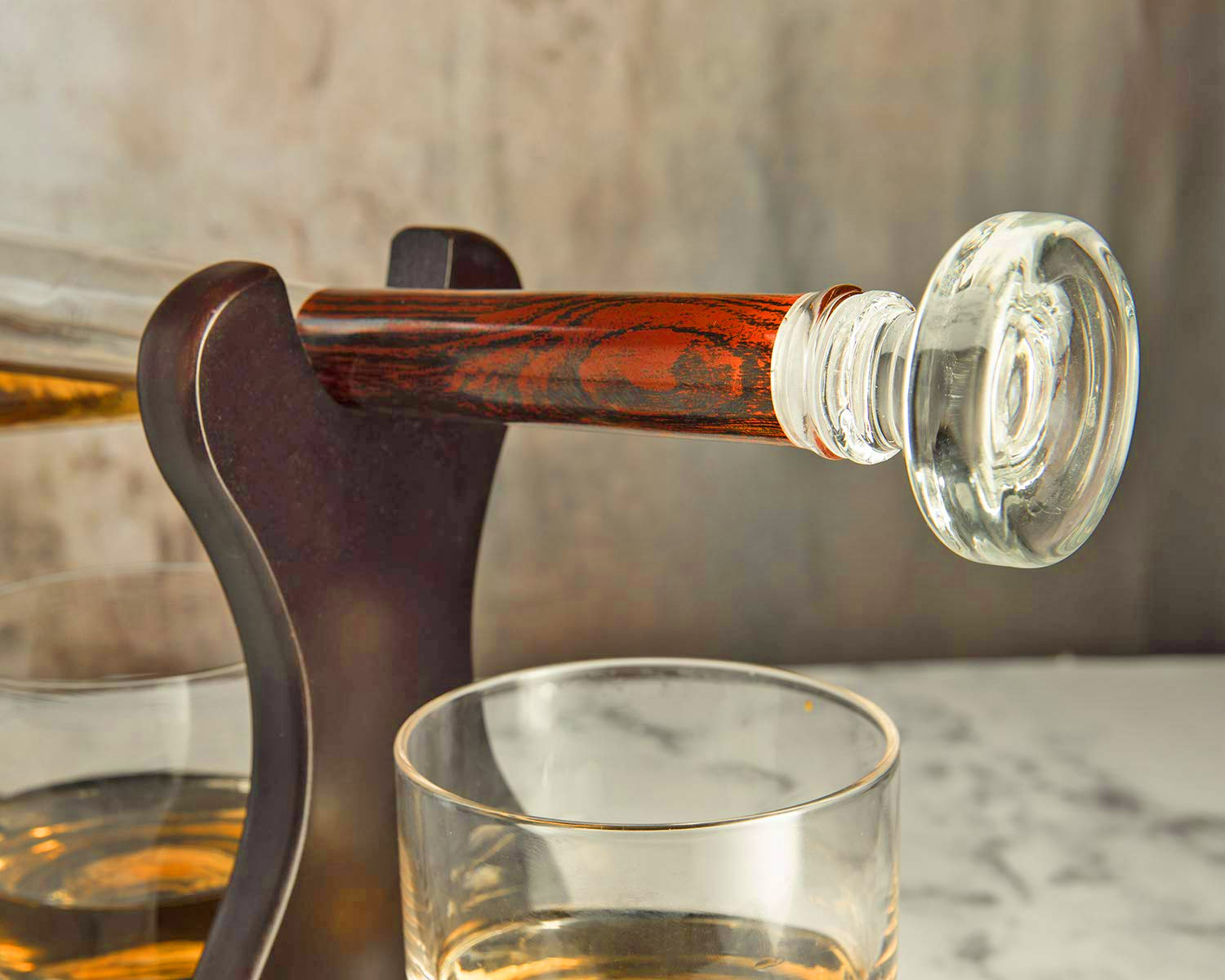 Baseball Bat Whiskey Decanter - Elegant sports bat glass spirit wine decanter