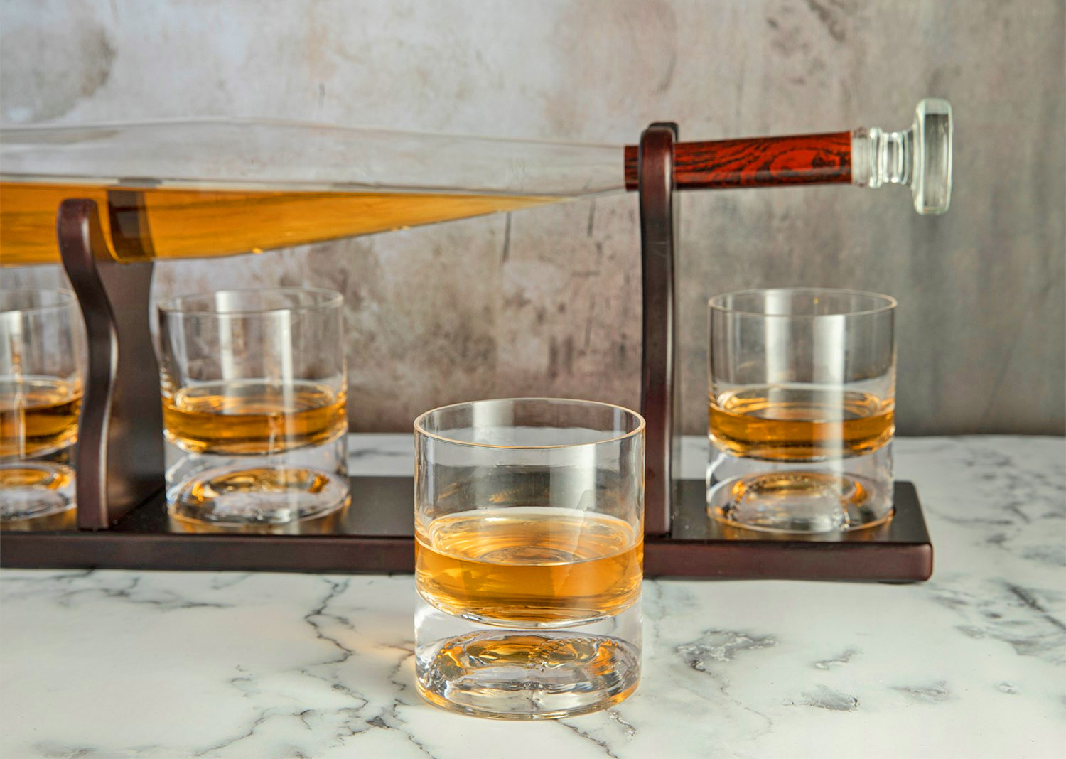 Baseball Bat Whiskey Decanter - Elegant sports bat glass spirit wine decanter