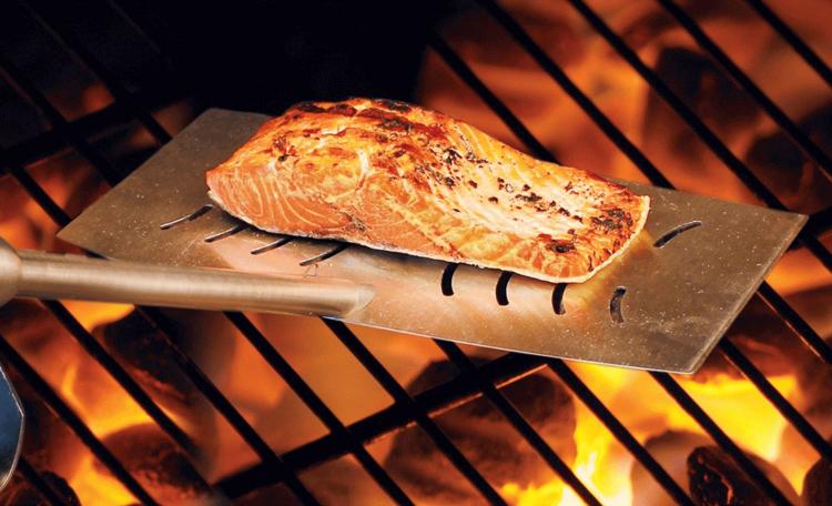 Grill Daddy Hand Heat Shield Tongs