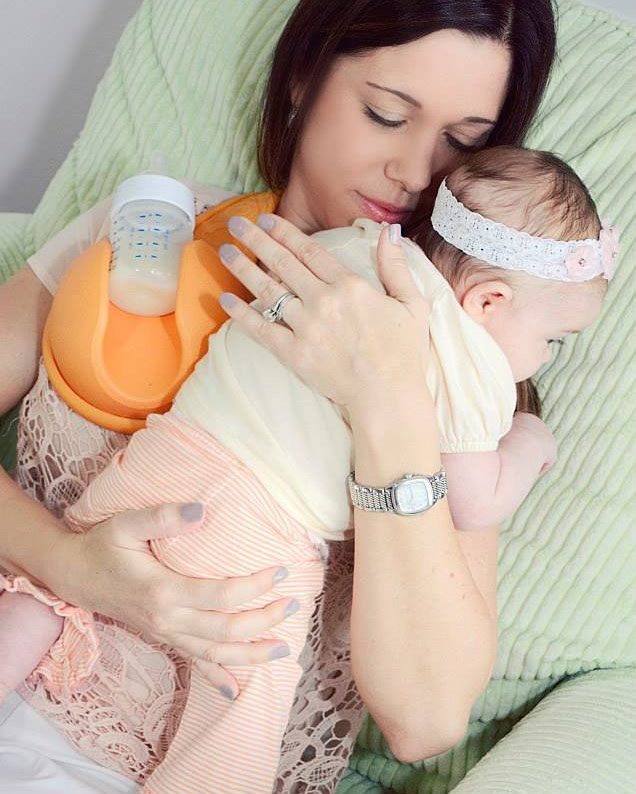 Beebo - Hands Free Baby Bottle Holder