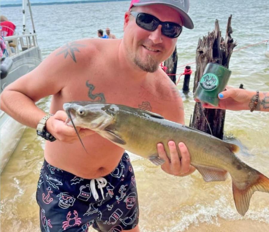 Chill N Reel Beer Koozie Fishing Reel