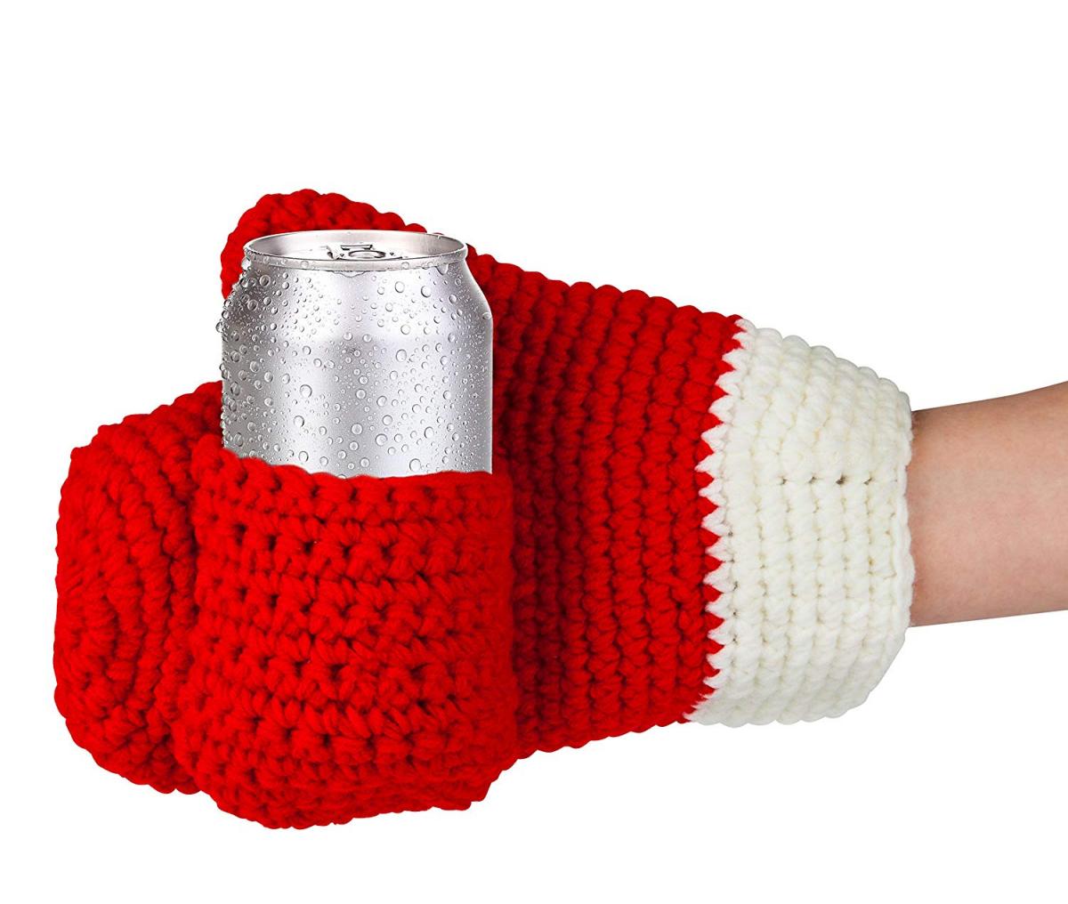 Beer Mitts - Beer koozie mittens hold your beer in the winter