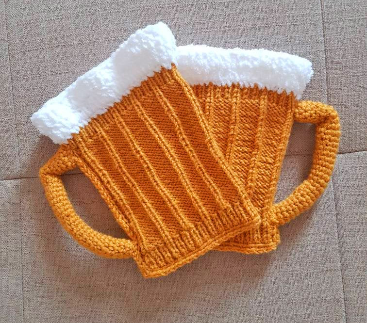 Knitted Beer Mug Socks With 3D Handle - Funny beer socks