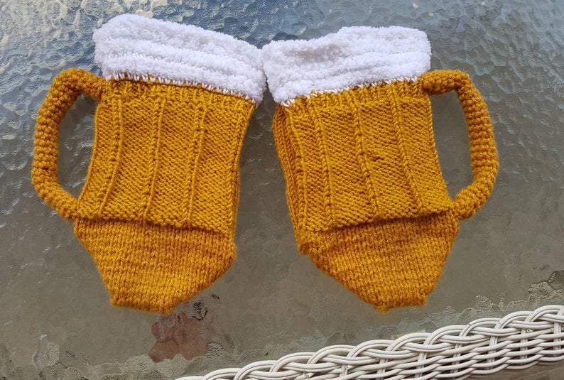 Knitted Beer Mug Socks With 3D Handle - Funny beer socks