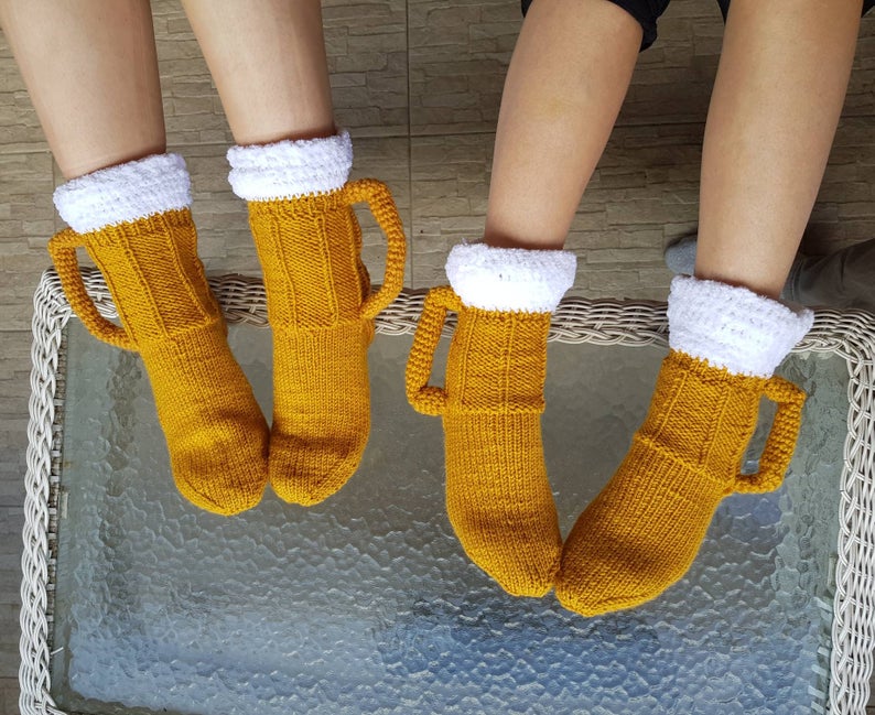 Knitted Beer Mug Socks With 3D Handle - Funny beer socks