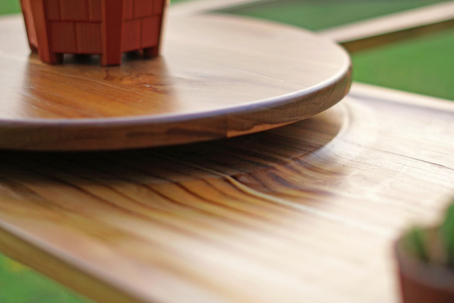 Beetle Inspired Coffee Table Has Wings That Spread Out To Increase Surface Area - Elytra extending coffee table