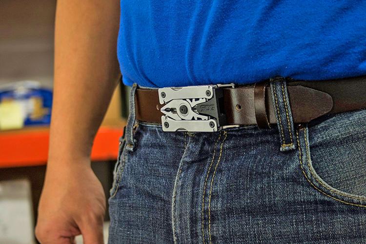 SOG Sync II - Belt Buckle Multi-tool - Belt buckle that's filled with tools