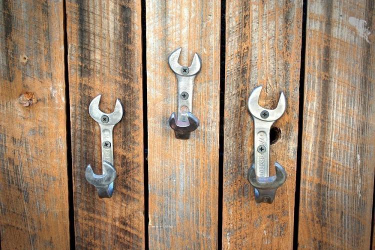 Bent Wrench Hooks