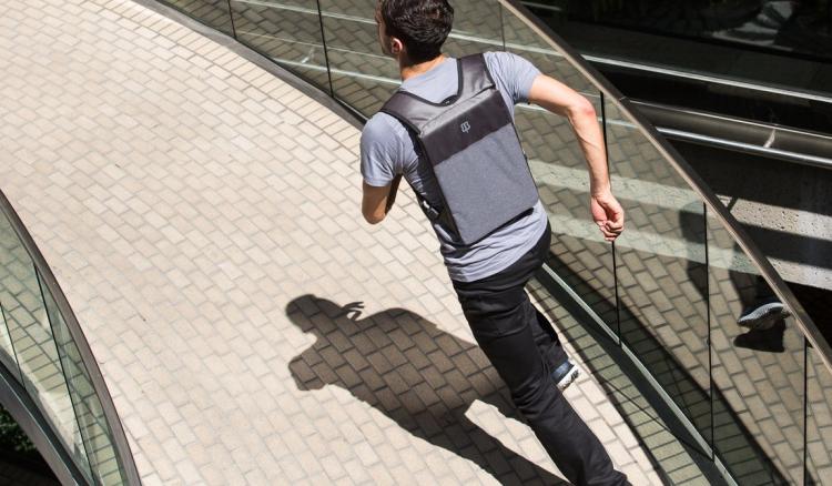 Betabrand - Ultra-slim laptop bag - hides under jacket