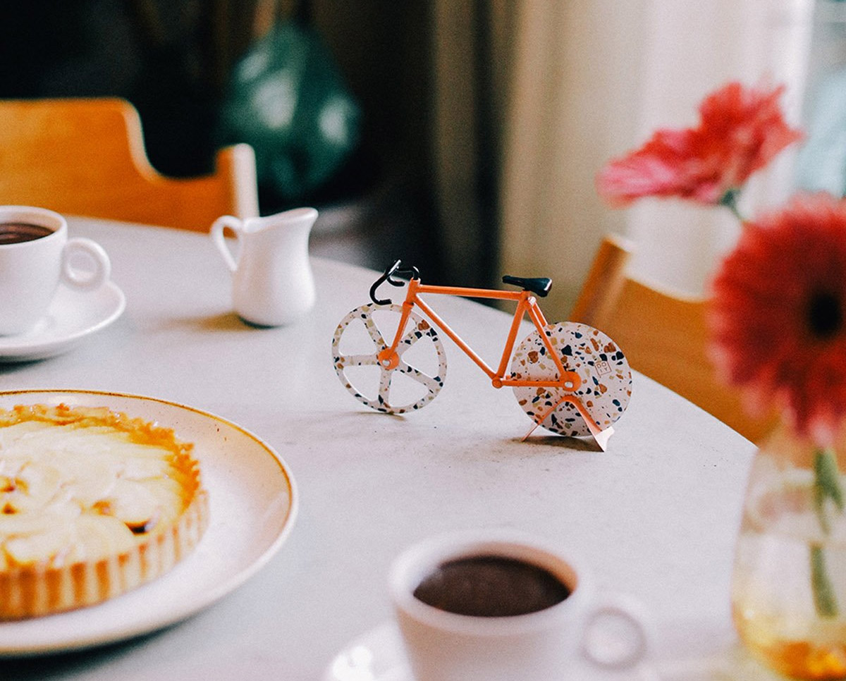 Bicycle shaped pizza cutter - Bike pizza slicer