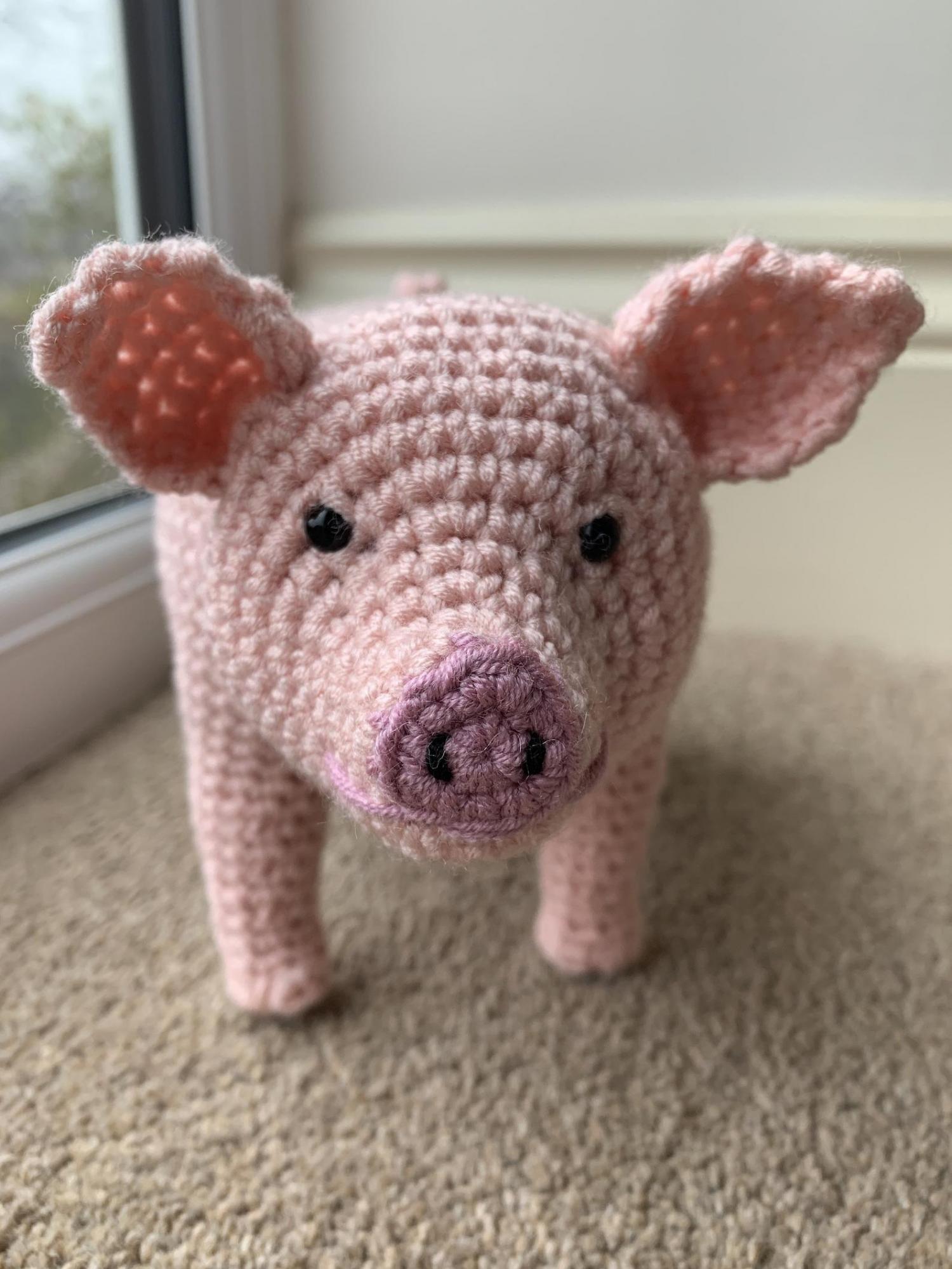 Birthing Pig That Feeds Its Piglets - Pig with Piglets Crochet Pattern