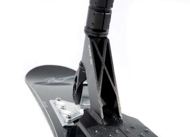 Black Ice SnowPark Scooter - Snow Scooter