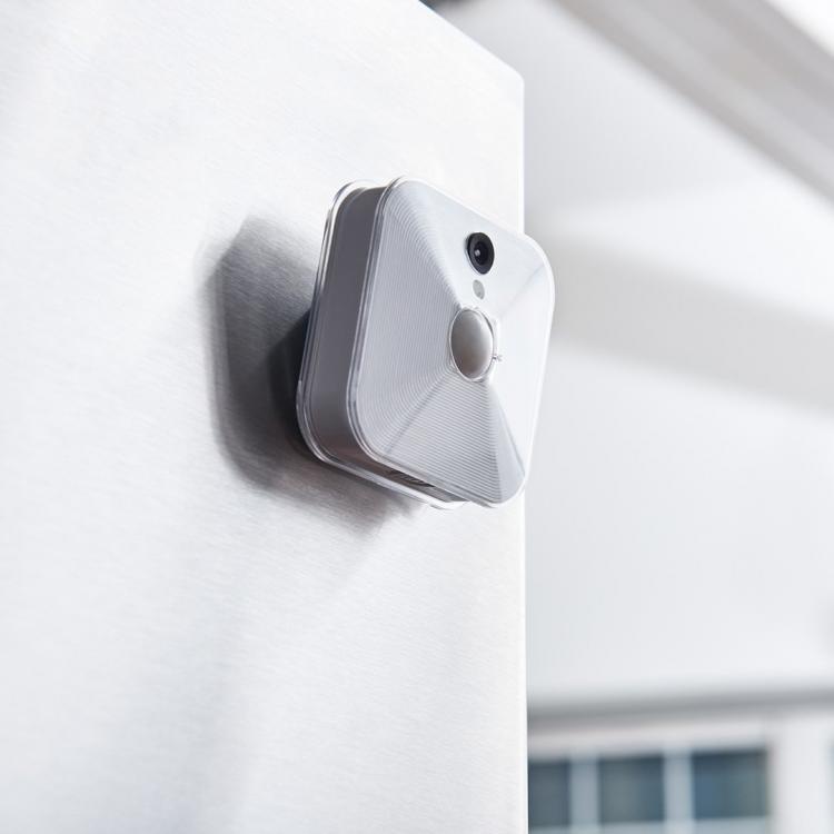 Blink Home Security Camera - Camera powered by 2 AA batteries - home camera only records when movement is detected