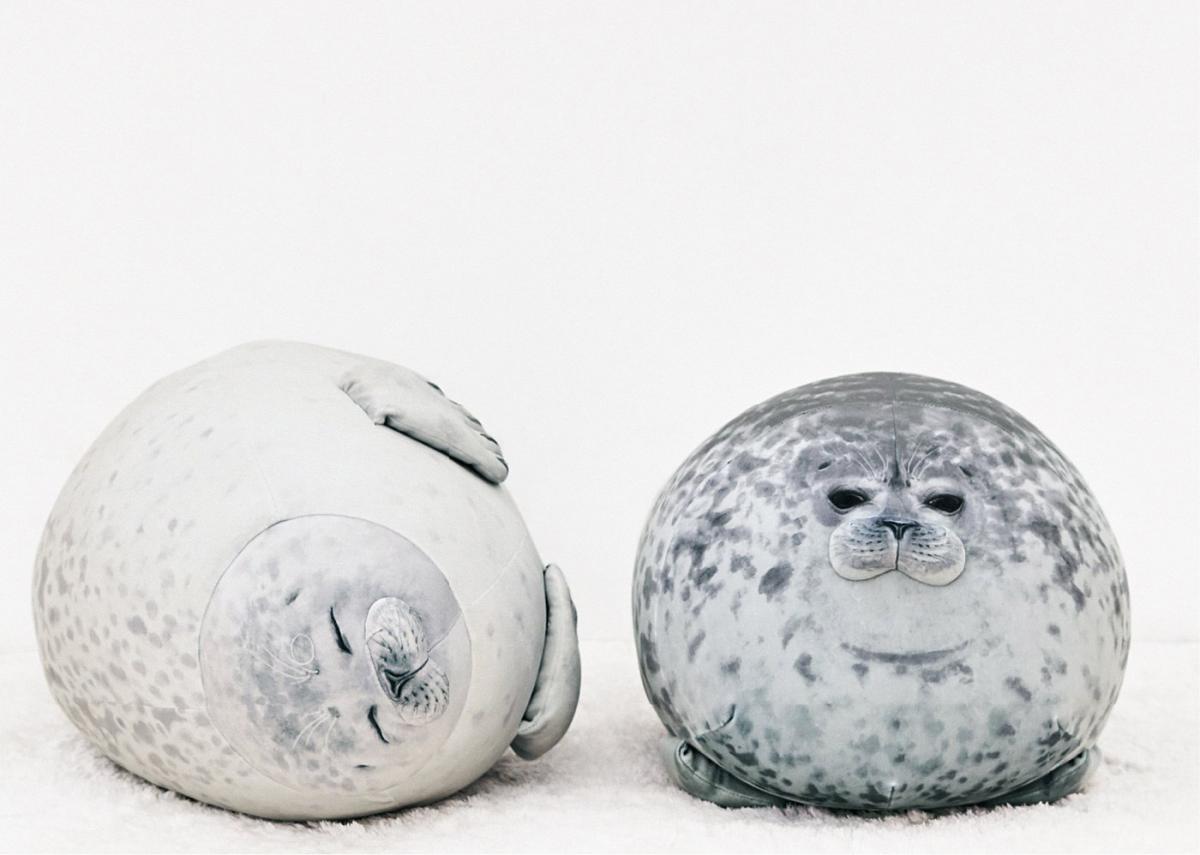 Chonky Seal Pillow - Realistic seal pillow cushion