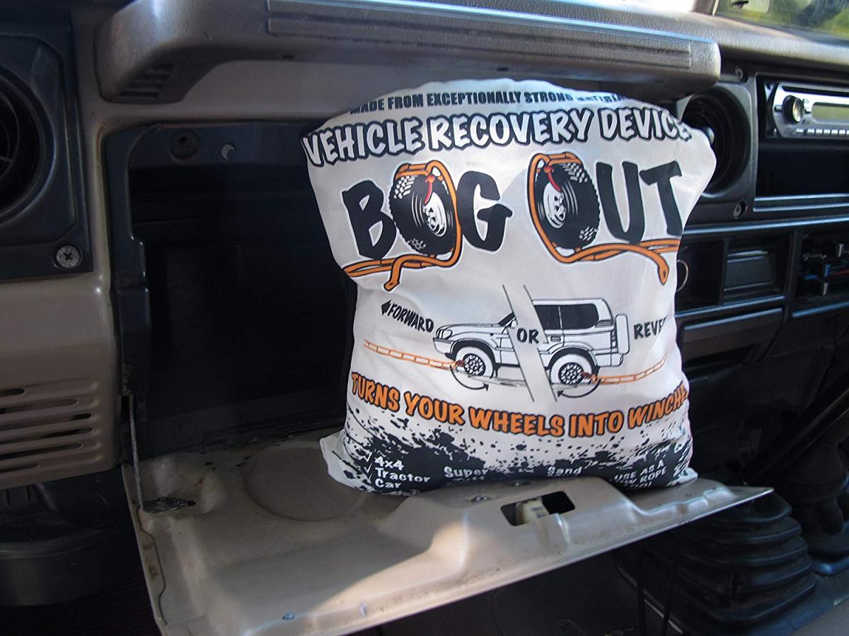 Bog Out Turns Your Wheel Into a Winch To Get You Unstuck in mud, sand, and snow