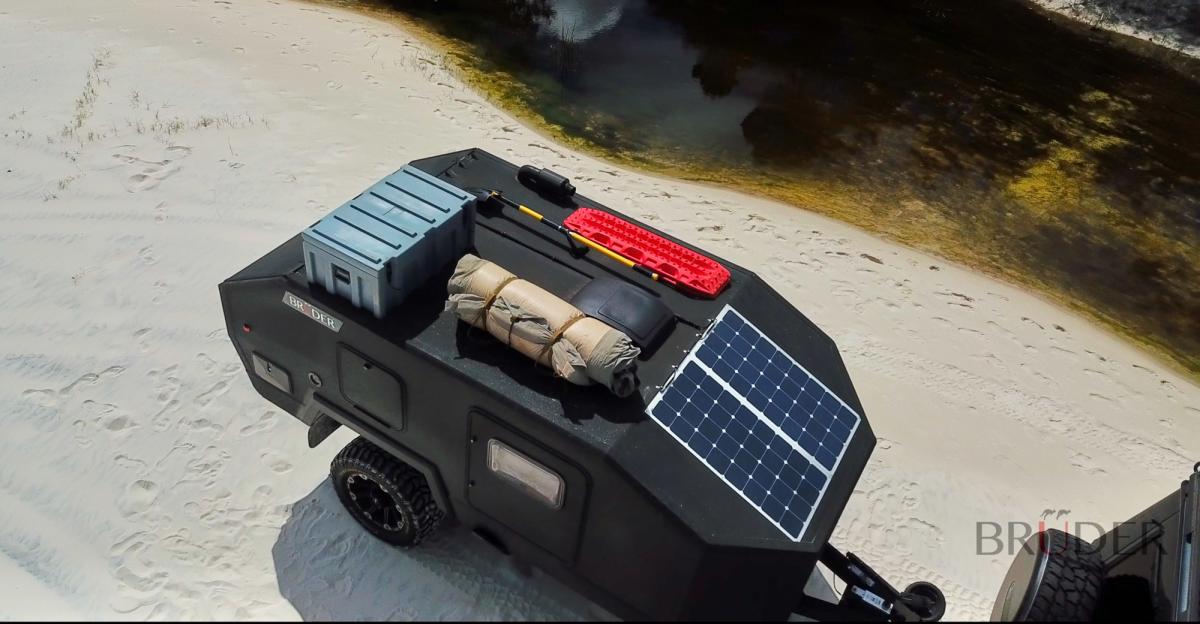 BRUDER EXP-4 Ultimate Off-road Camping Trailer