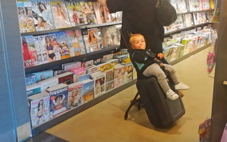 Buggy Bagrider Carry-on luggage that doubles as a stroller - luggage baby stroller combo