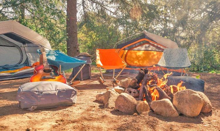 Evrgrn Campfire Folding Rocking Chair