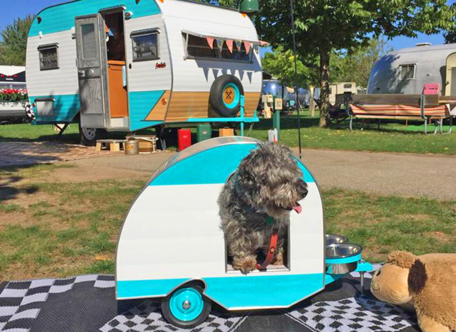 Camping Trailer Dog Beds - Canine Campers RV shaped dog beds