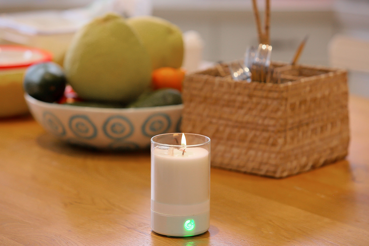 Candle Touch Smart Candle Ignites From Smart Phone - Light candle remotely from phone