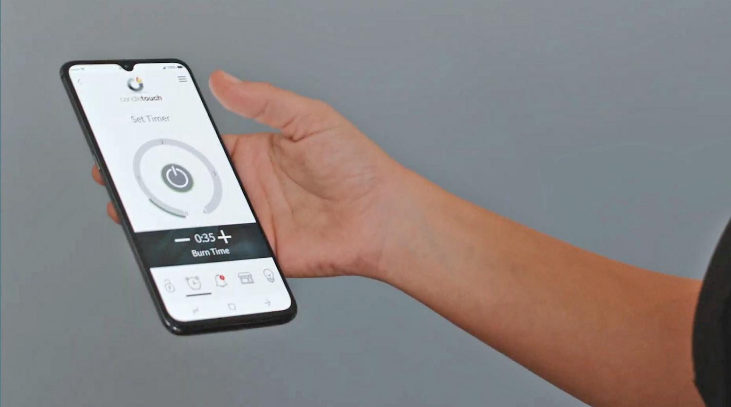 Candle Touch Smart Candle Ignites From Smart Phone - Light candle remotely from phone