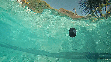 Cannonball Audio - Waterproof ball-shaped speaker - Floating speaker for the pool/lake