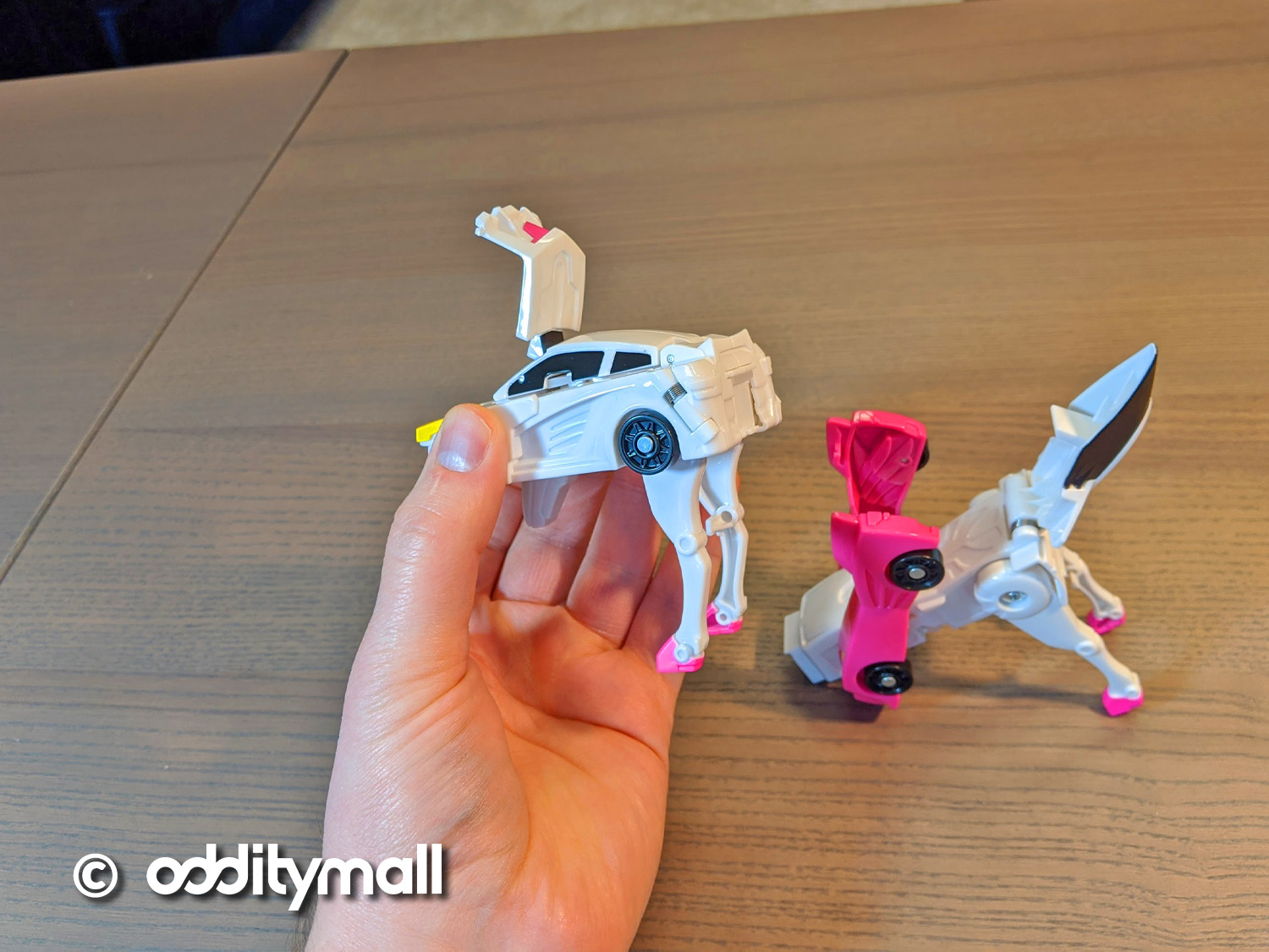 CarBot Magnetic Cars That Transform Into a Unicorn - Magnetic transforming toy