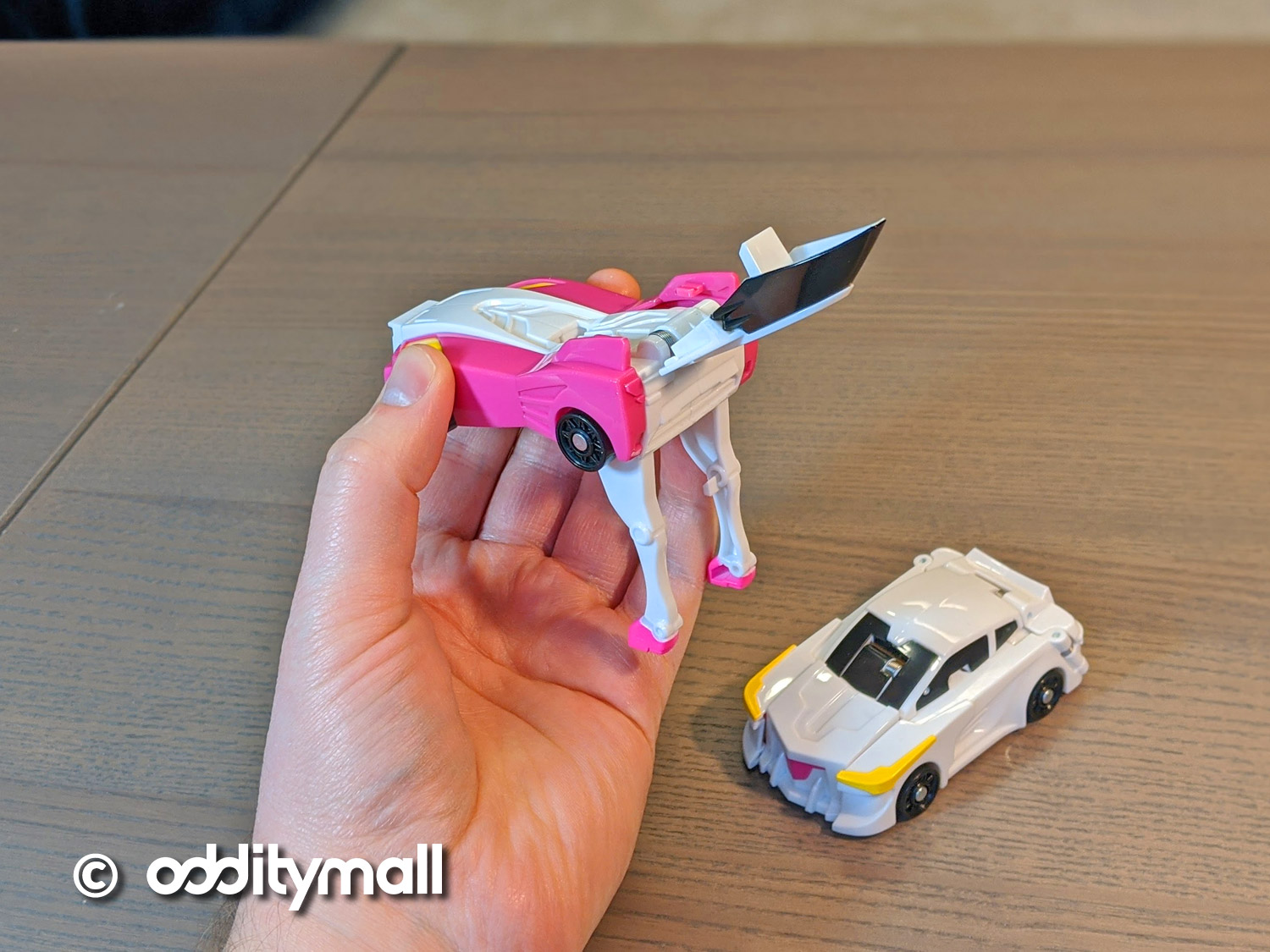 CarBot Magnetic Cars That Transform Into a Unicorn - Magnetic transforming toy