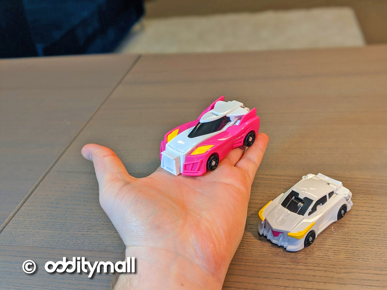 CarBot Magnetic Cars That Transform Into a Unicorn - Magnetic transforming toy