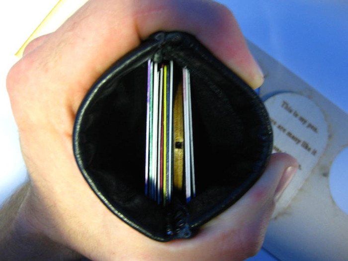 Card Pen Is A Pen That Fits In Your Wallet