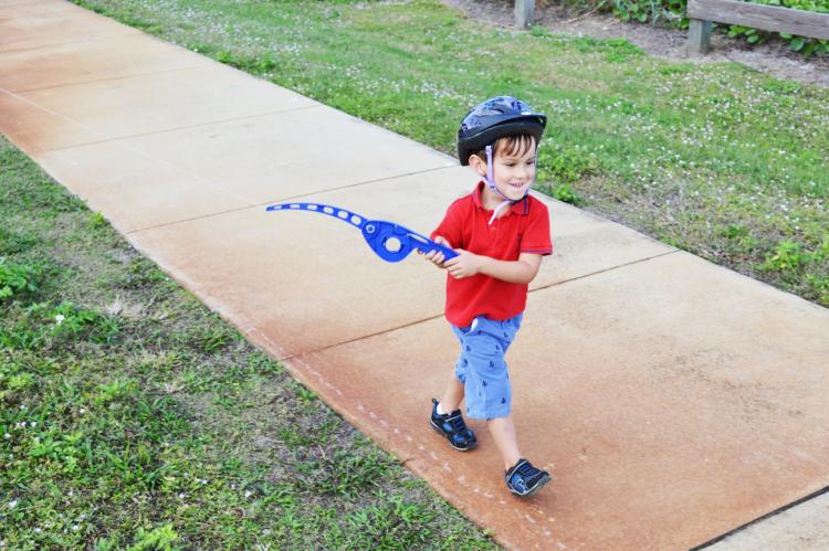 Castakite: Cast Your Kite Like a Fishing Pole