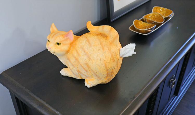 Cat Butt Tissue Dispenser