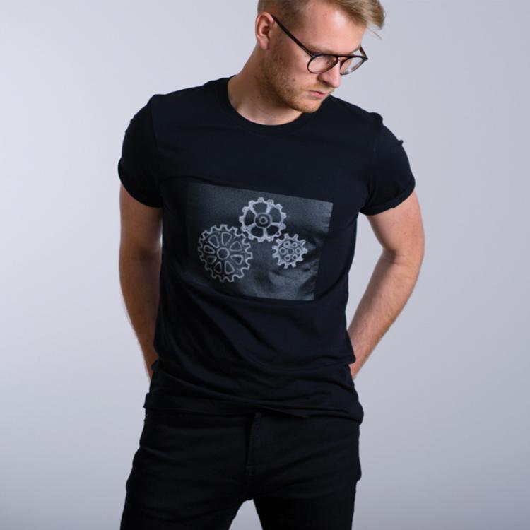 Challky Chalkboard T-Shirt - Draw or write on your t-shirt with chalk